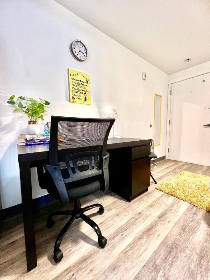 Micro Studio Apartment 10 Minutes Walk To University Of Washington Seattle Bagian luar foto