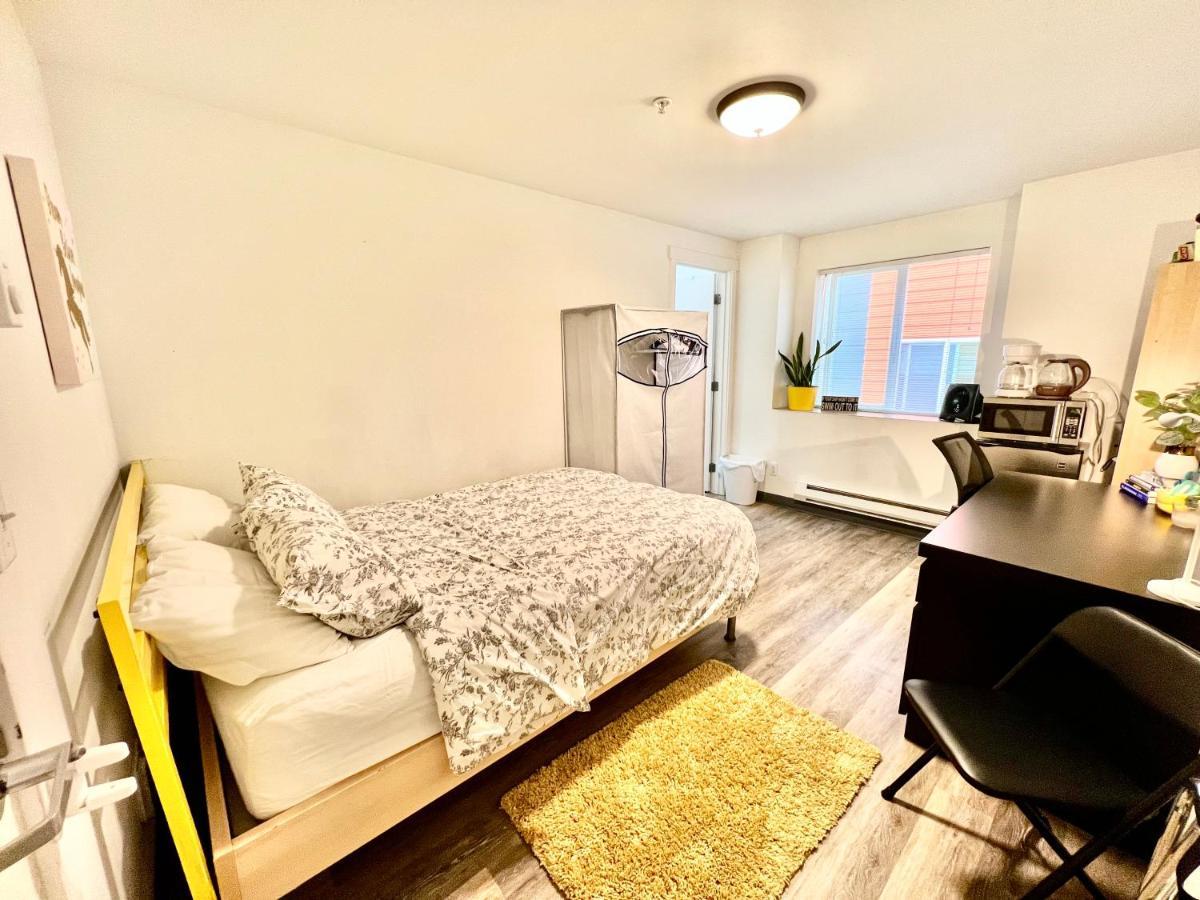 Micro Studio Apartment 10 Minutes Walk To University Of Washington Seattle Bagian luar foto