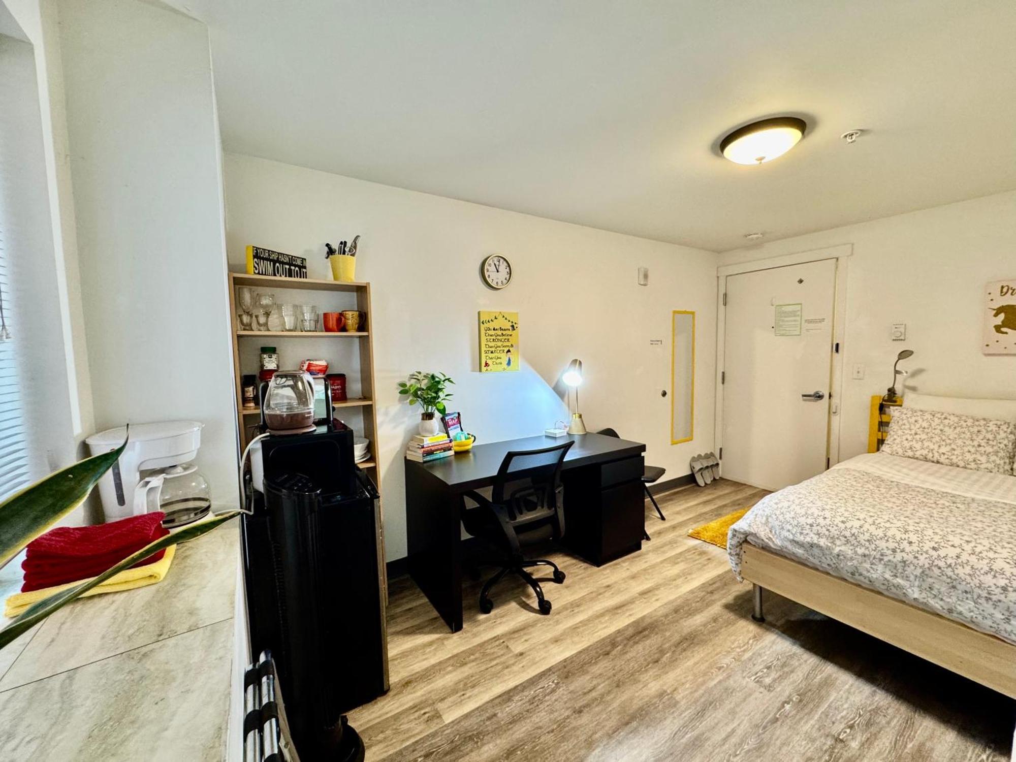 Micro Studio Apartment 10 Minutes Walk To University Of Washington Seattle Bagian luar foto